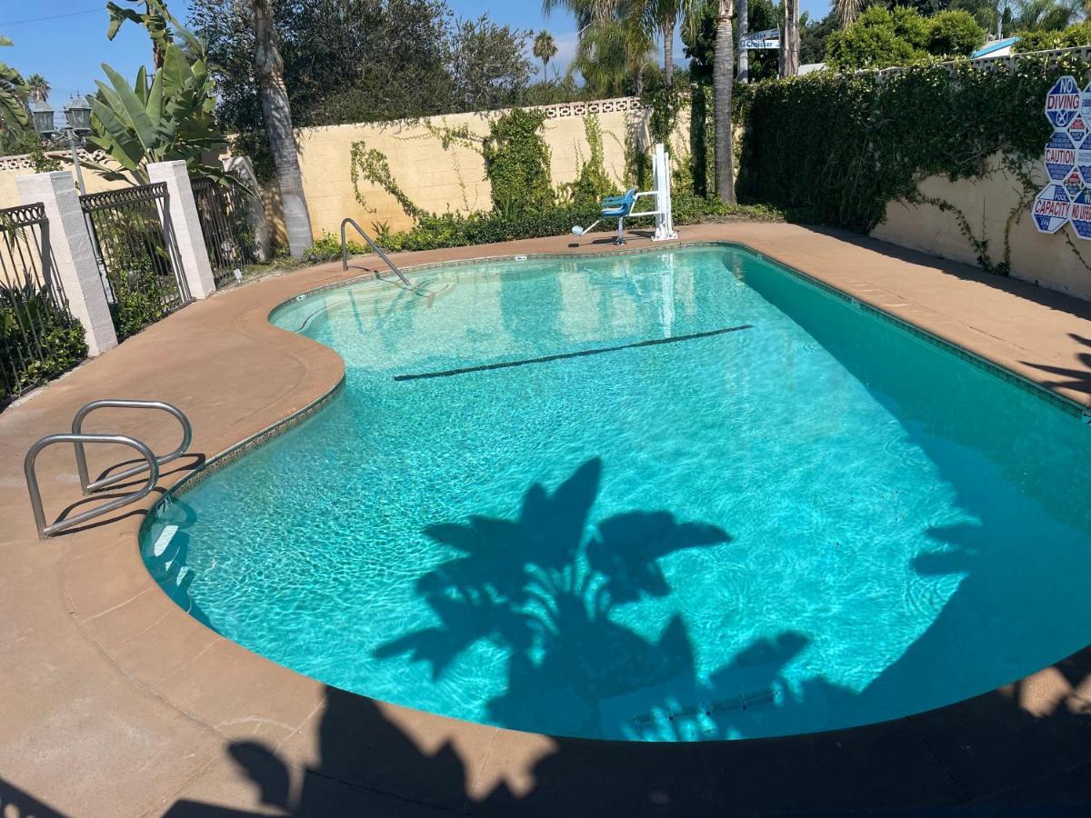 Legacy Inn & Suites Anaheim Exteriér fotografie